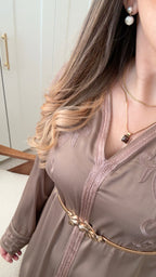 Abaya brodée ZINA Taupe